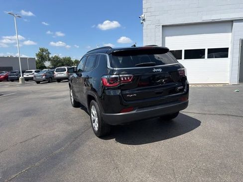 Used 2024 Jeep Compass Latitude AWD/4WD image 13