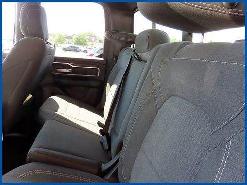 Used 2019 RAM 1500 Big Horn AWD/4WD image 11