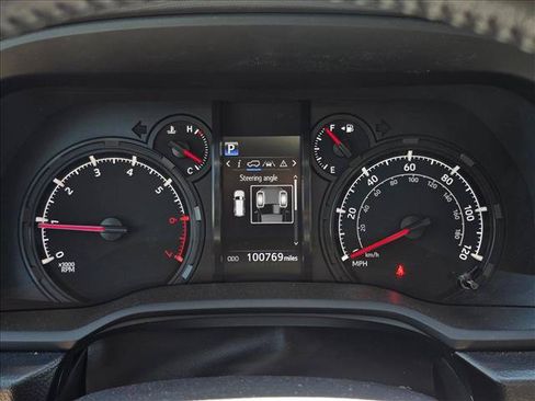 Used 2023 Toyota 4Runner SR5 AWD/4WD image 19