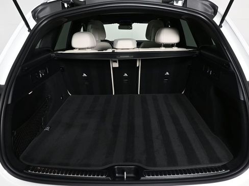 Certified 2026 Mercedes-Benz GLC 300 image 29