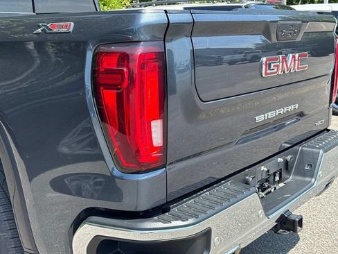 Used 2020 GMC Sierra 1500 SLT w/ SLT Premium Plus Package AWD/4WD image 9