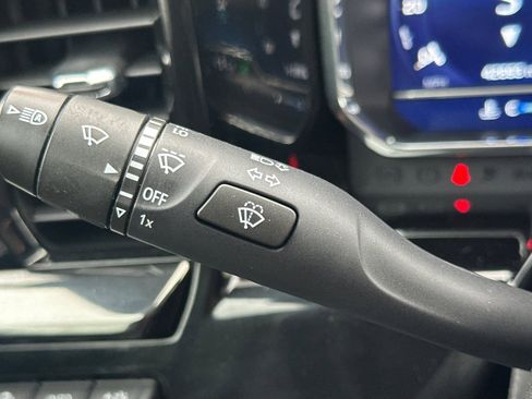 Certified 2023 Chevrolet Silverado 1500 ZR2 w/ Technology Package image 37