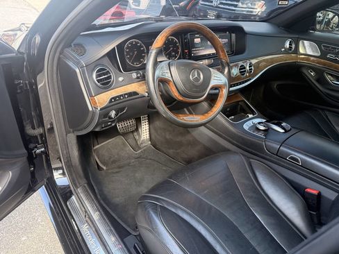 Used 2015 Mercedes-Benz S 550 4MATIC Sedan w/ Sport Package image 14
