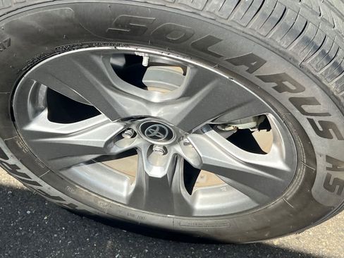 Used 2023 Toyota RAV4 LE image 22