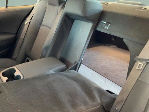 Used 2024 Toyota Corolla LE FWD image 31