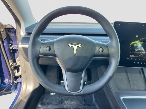 Used 2023 Tesla Model 3 Standard Range RWD image 10