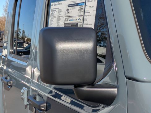 New 2026 Jeep Gladiator Sport image 13