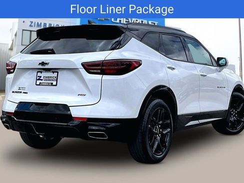 Certified 2025 Chevrolet Blazer RS w/ Driver Confidence II Package AWD/4WD image 8