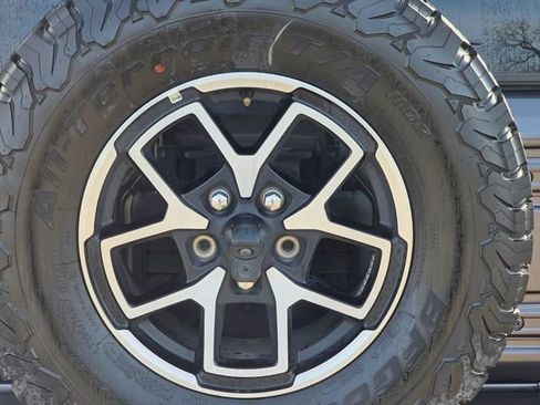 Used 2025 Jeep Wrangler Unlimited Rubicon AWD/4WD image 42