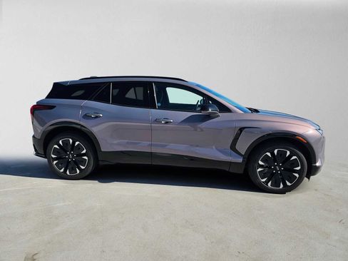 Used 2024 Chevrolet Blazer EV RS AWD/4WD image 2
