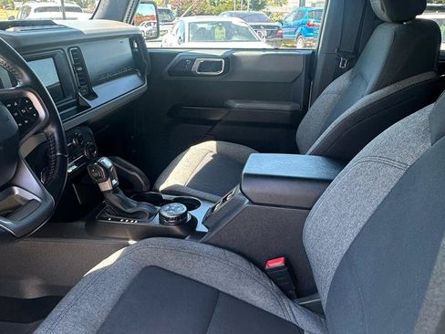 Used 2021 Ford Bronco Big Bend w/ Sasquatch Package AWD/4WD image 20