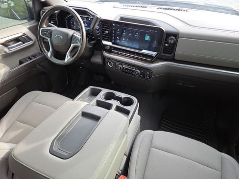 Used 2022 Chevrolet Silverado 1500 RST w/ Z71 Off-Road Package image 24