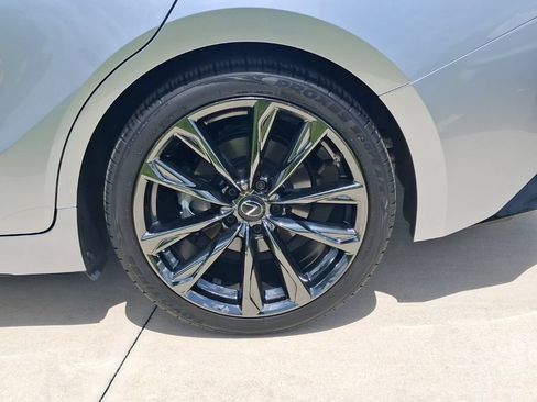 Used 2022 Lexus IS 350 F Sport w/ Navigation Package RWD image 5