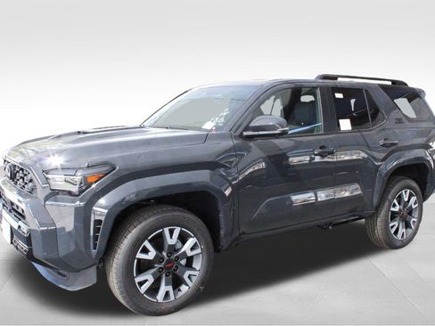 New 2026 Toyota 4Runner TRD Sport Premium AWD/4WD image 8