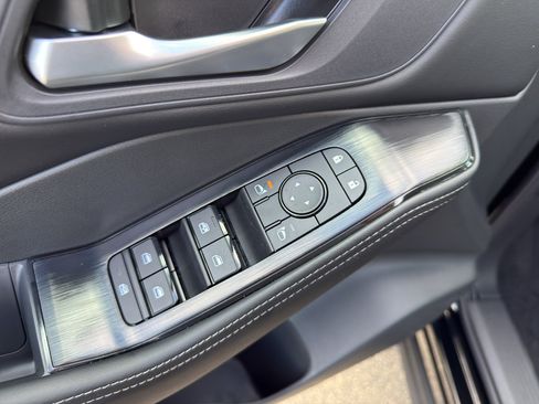 New 2026 Nissan Rogue SV AWD/4WD image 12