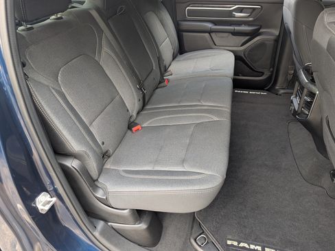 Used 2019 RAM 1500 Big Horn AWD/4WD image 19