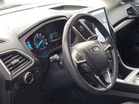 Certified 2024 Ford Edge SEL AWD/4WD image 11