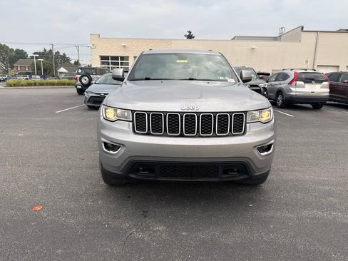 Used 2021 Jeep Grand Cherokee Laredo w/ Security & Convenience Group AWD/4WD image 8