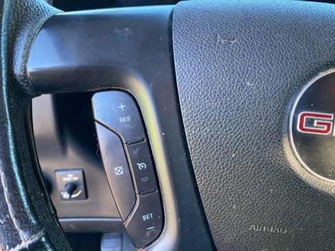 Used 2015 GMC Savana 2500 image 21