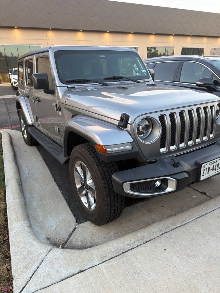 Used 2020 Jeep Wrangler Unlimited Sahara AWD/4WD image 7