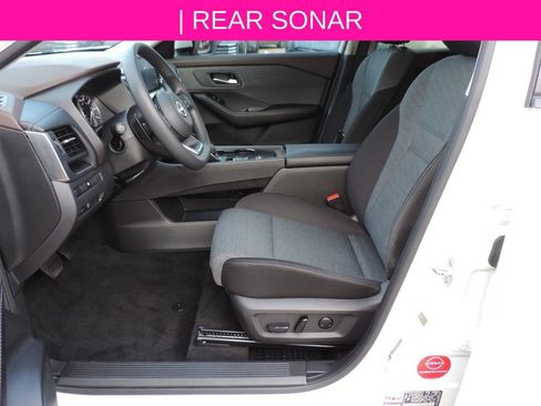 Certified 2023 Nissan Rogue SV FWD image 19