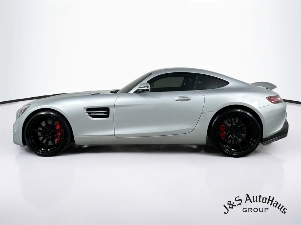 Used 2018 Mercedes-Benz AMG GT S image 4