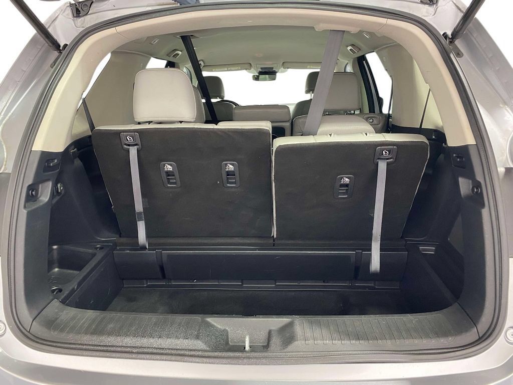 Used 2023 Honda Pilot EX-L image 9