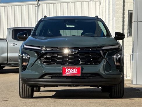 New 2026 Chevrolet Trax LT image 12