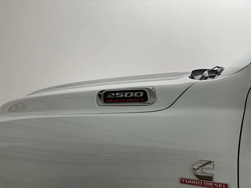 Used 2024 RAM 2500 Big Horn image 10