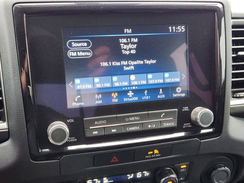 Used 2022 Nissan Frontier SV image 6