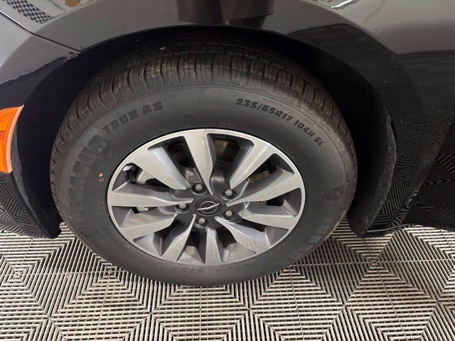 Used 2024 Chrysler Pacifica Limited FWD image 48