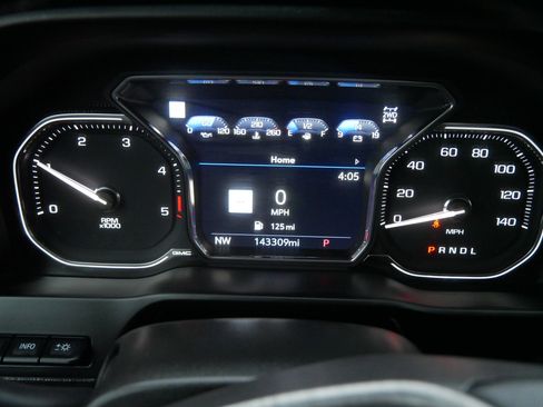 Used 2021 GMC Sierra 3500 Denali w/ Denali Ultimate Package image 18