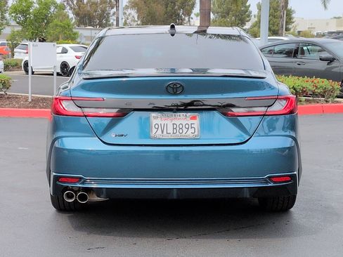 Used 2025 Toyota Camry XSE FWD image 10