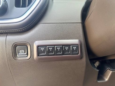 Used 2023 Chevrolet Silverado 3500 LTZ w/ LTZ Plus Package AWD/4WD image 34