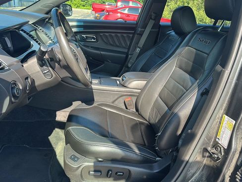 Used 2016 Ford Taurus SHO AWD/4WD image 8