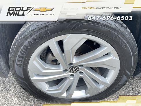 Used 2023 Volkswagen Atlas SE w/ Panoramic Sunroof Package AWD/4WD image 30