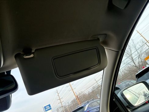 Used 2011 Volvo XC60 3.2 image 34