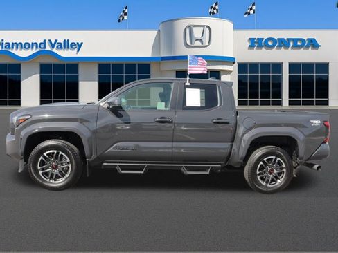 Used 2024 Toyota Tacoma TRD Sport image 6