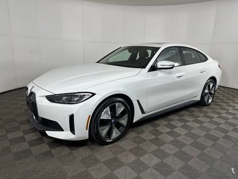 Used 2023 BMW i4 eDrive35 w/ Premium Package image 7