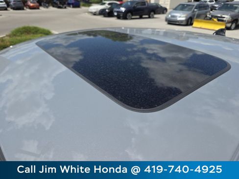 Used 2023 Honda Accord Sport image 15