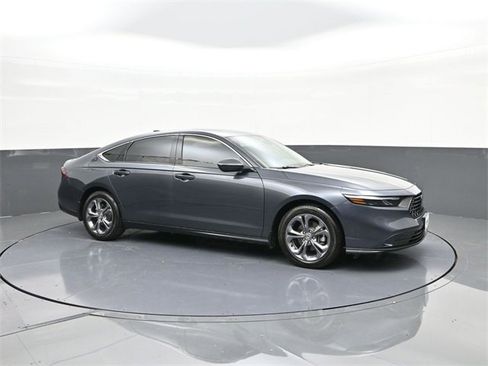 Certified 2024 Honda Accord EX image 17