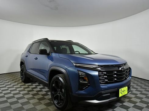 Used 2025 Chevrolet Equinox LT w/ Midnight Edition image 8