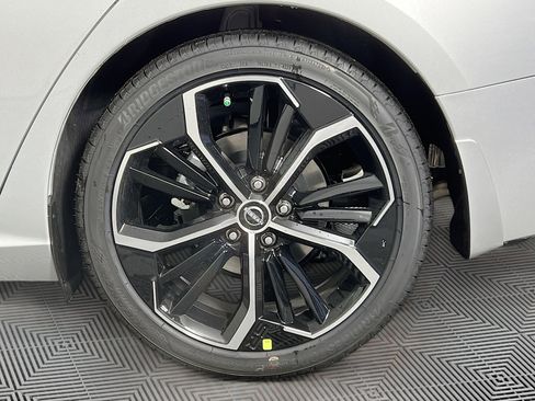 New 2025 Nissan Altima 2.5 SR image 33