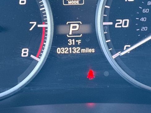 Used 2016 Acura ILX 2.4L image 16