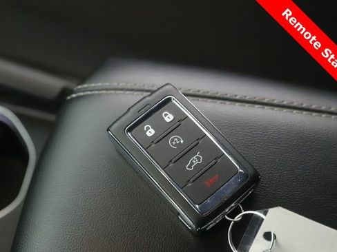 Used 2024 Jeep Grand Cherokee L Laredo w/ Luxury Tech Group I image 3