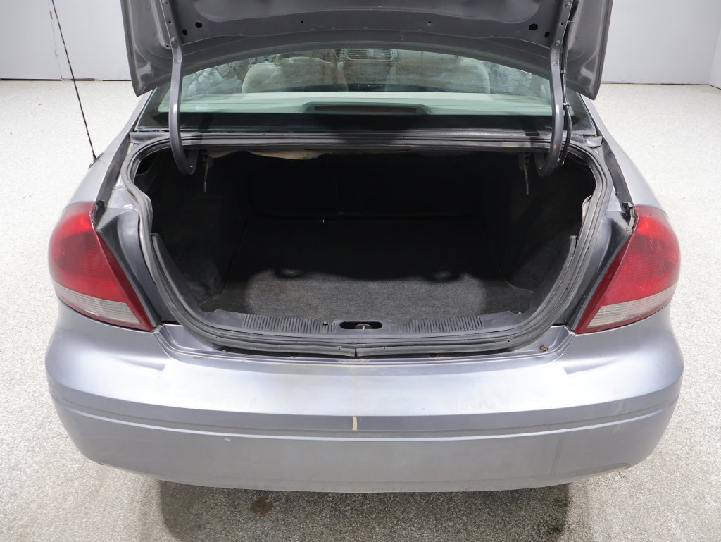 Used 2006 Ford Taurus SEL FWD image 21