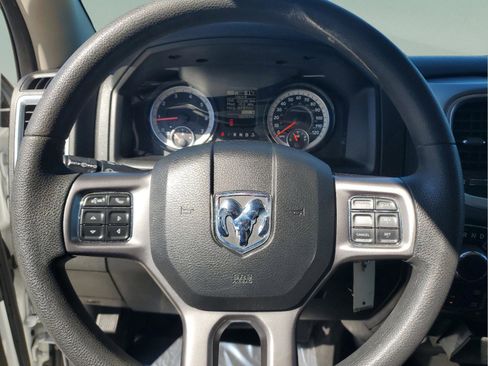 Used 2022 RAM 1500 Classic SLT image 15