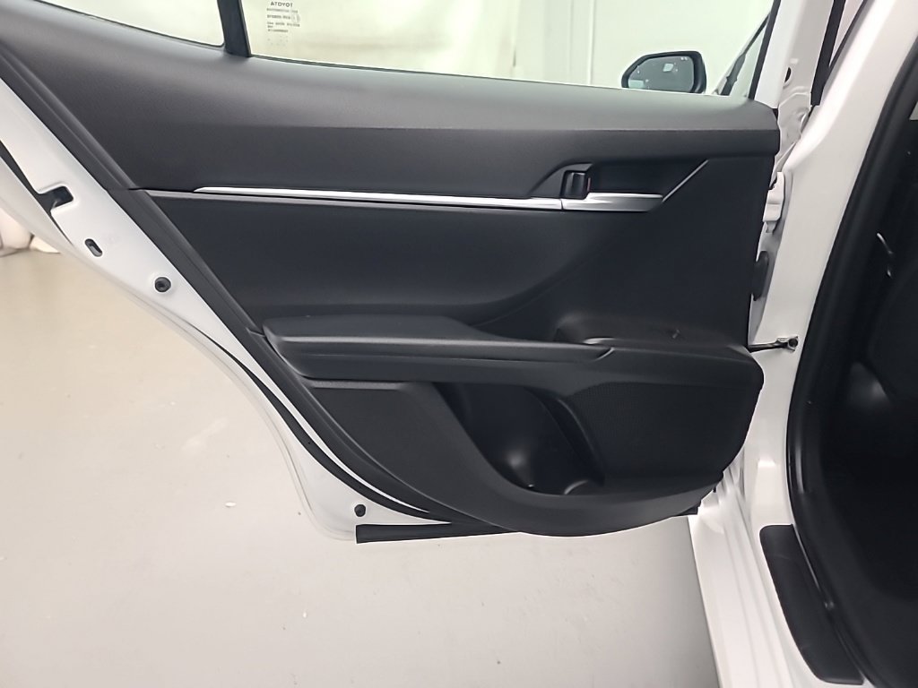 Used 2024 Toyota Camry LE FWD image 18