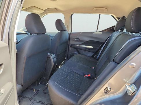 Used 2023 Nissan Kicks SV image 18