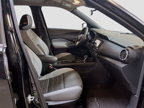 Used 2024 Nissan Kicks SR w/ SR Premium Package image 27